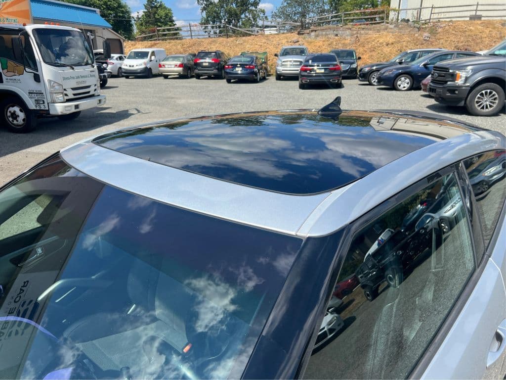 Image 11 of car 2015 Hyundai Veloster