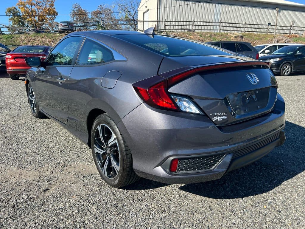 Image 6 of car 2016 Honda Civic