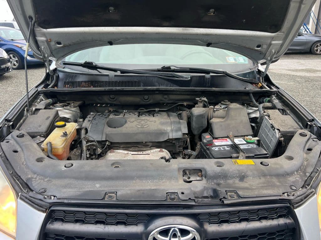 Image 10 of car 2011 Toyota RAV4