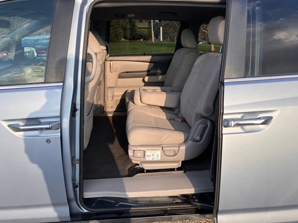 Image 11 of car 2013 Honda Odyssey