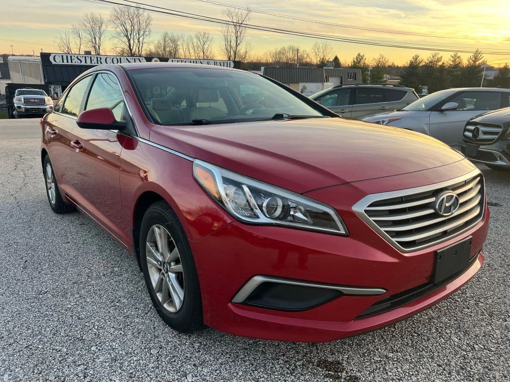 Image 2 of car 2017 Hyundai Sonata