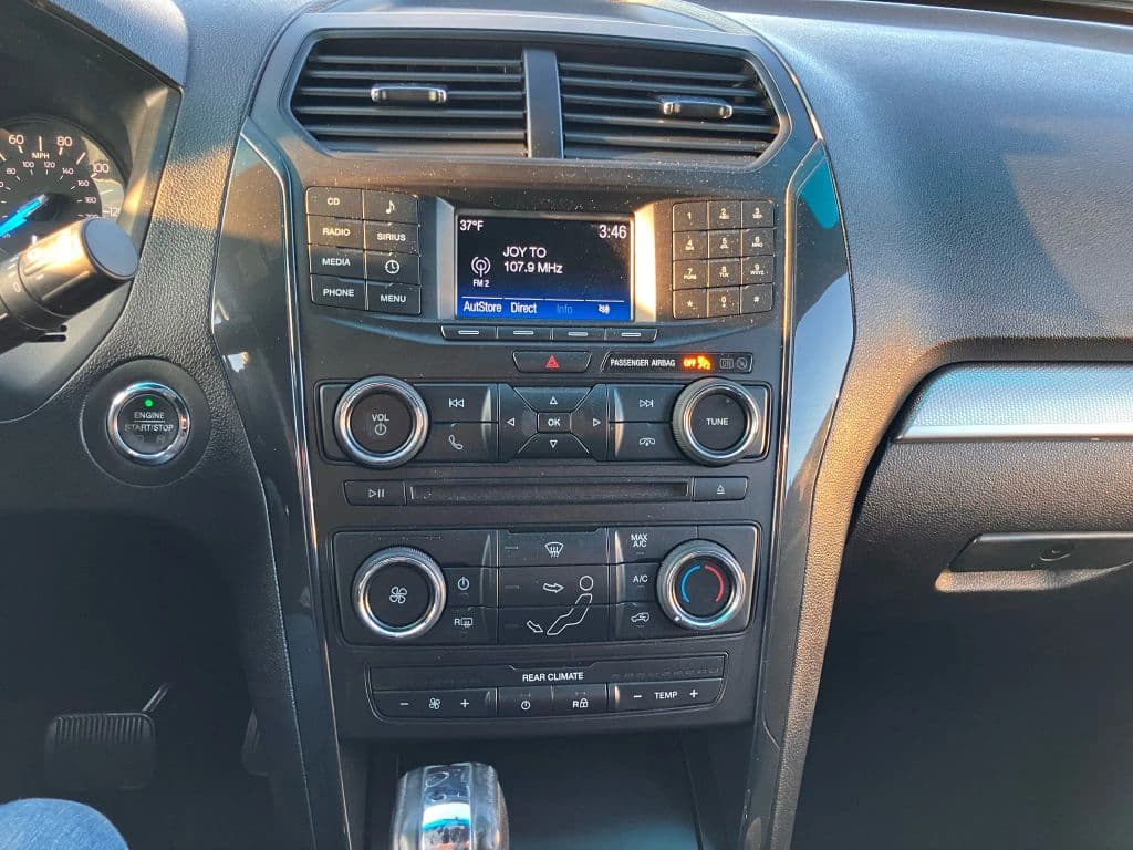 Image 15 of car 2017 Ford Explorer