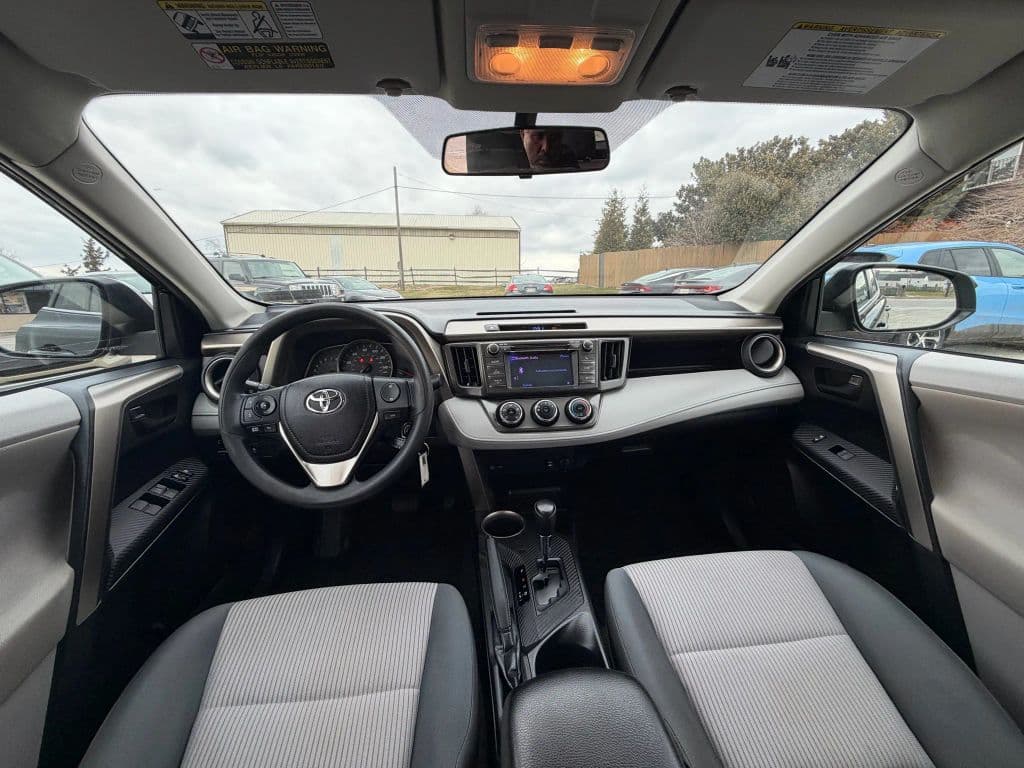 Image 13 of car 2013 Toyota RAV4