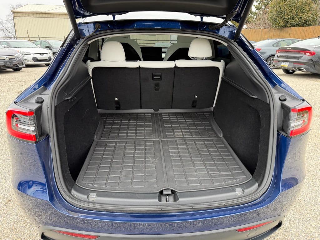 Image 12 of car 2023 Tesla Model Y