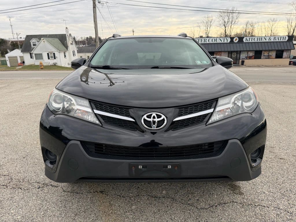 Image 1 of car 2013 Toyota RAV4