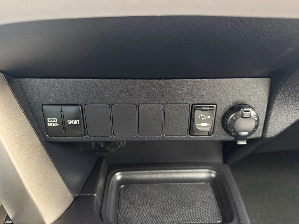 Image 19 of car 2013 Toyota RAV4