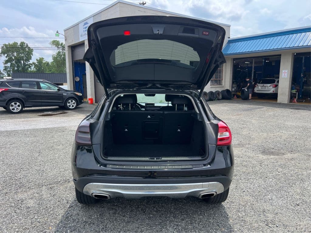 Image 12 of car 2015 Mercedes-Benz GLA-Class