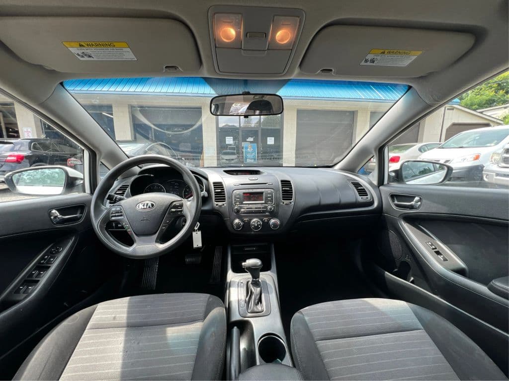 Image 22 of car 2016 Kia Forte5