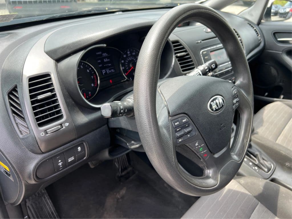 Image 17 of car 2016 Kia Forte5