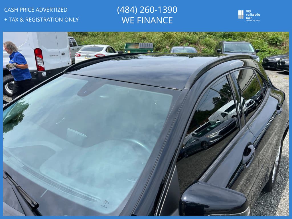 Image 11 of car 2015 Mercedes-Benz GLA-Class