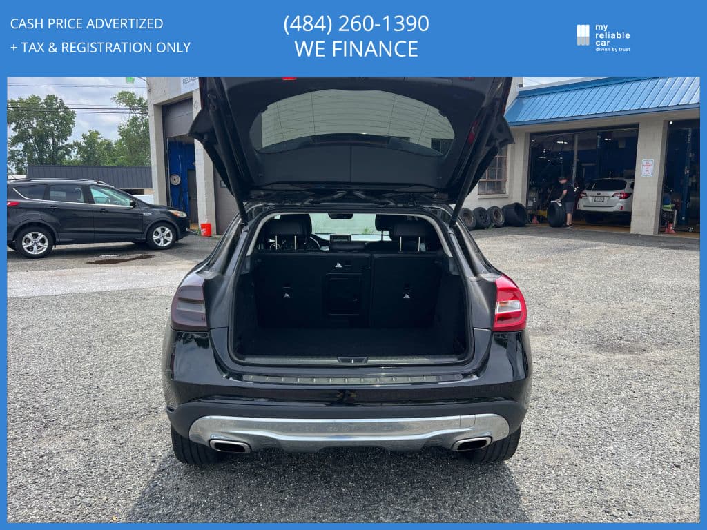 Image 12 of car 2015 Mercedes-Benz GLA-Class