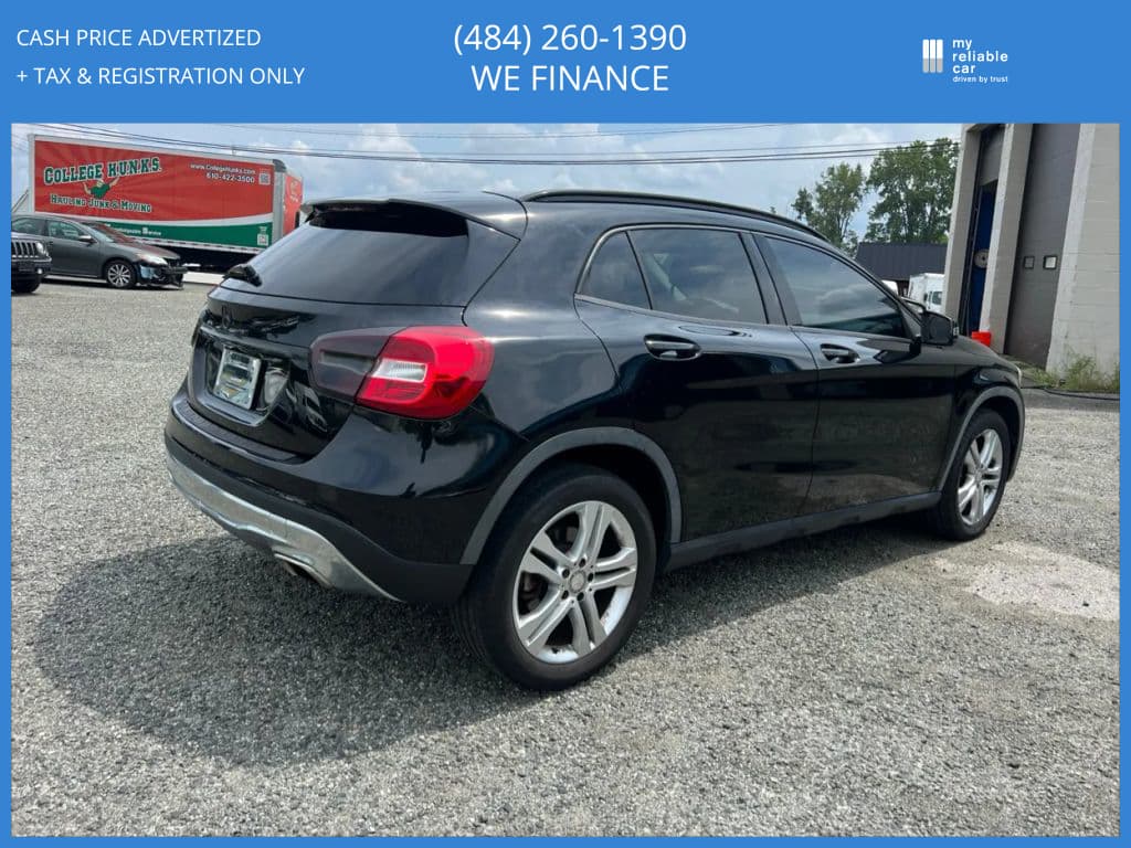 Image 4 of car 2015 Mercedes-Benz GLA-Class