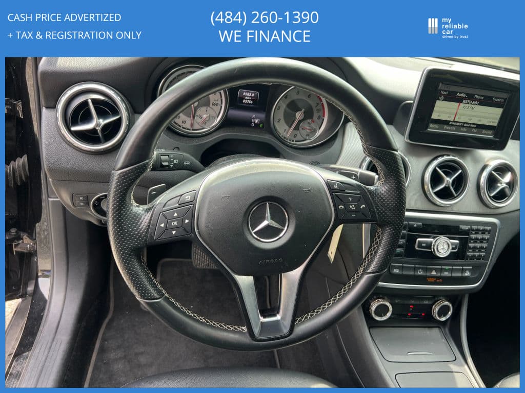 Image 16 of car 2015 Mercedes-Benz GLA-Class