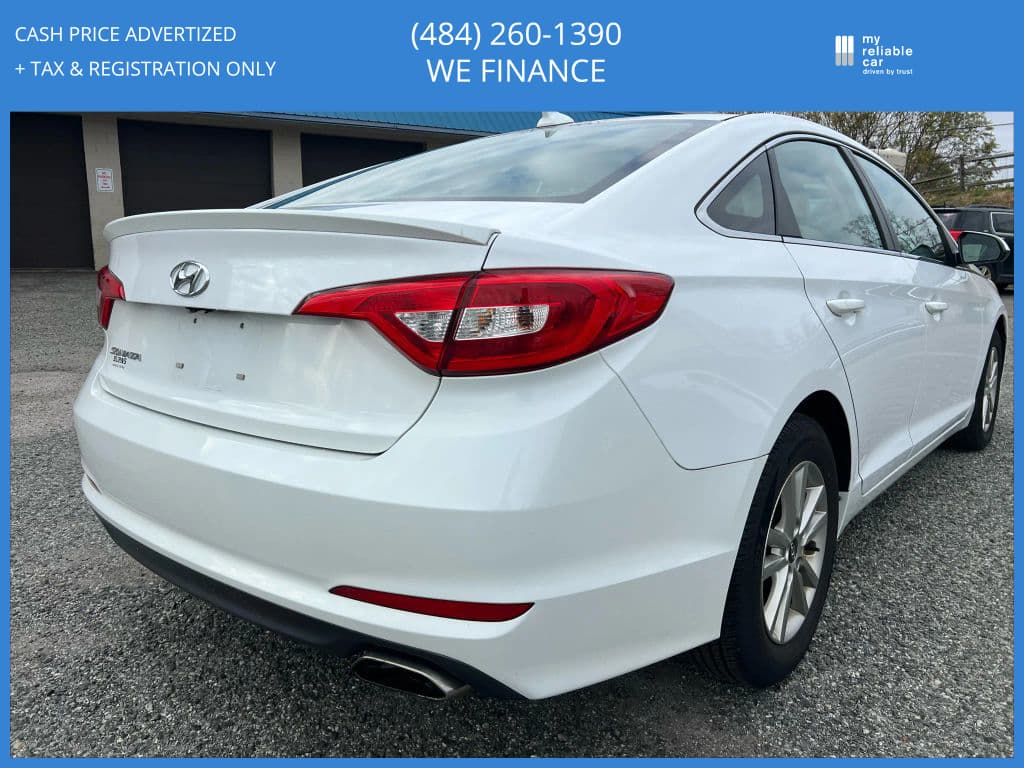 Image 4 of car 2015 Hyundai Sonata