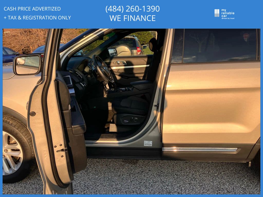 Image 8 of car 2017 Ford Explorer