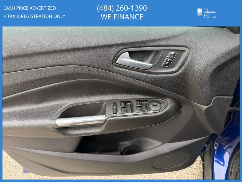 Image 22 of car 2013 Ford Escape