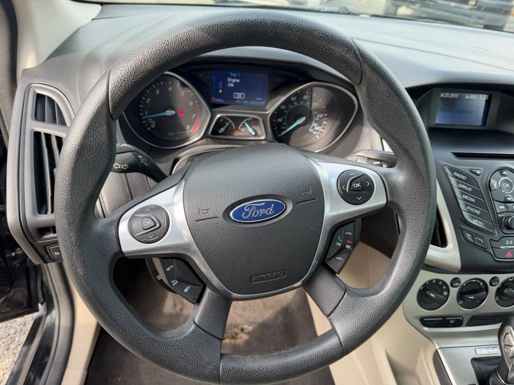 Image 14 of car 2013 Ford Focus