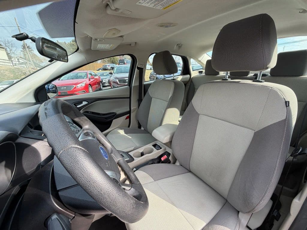 Image 19 of car 2013 Ford Focus